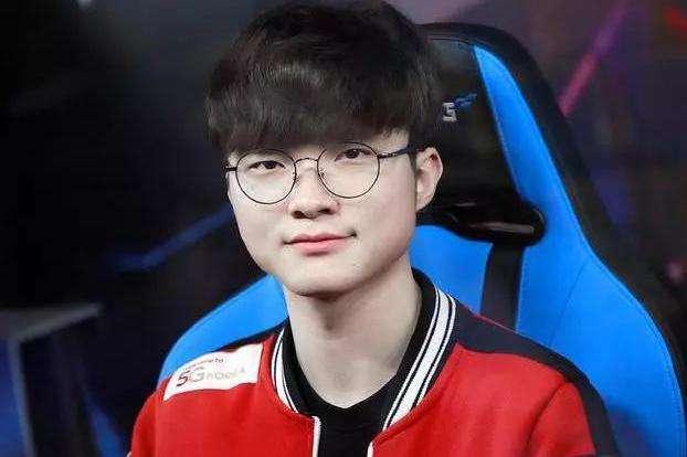 其年轻球员 其年轻球员