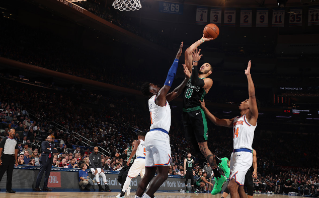 频繁的足球 频繁的足球