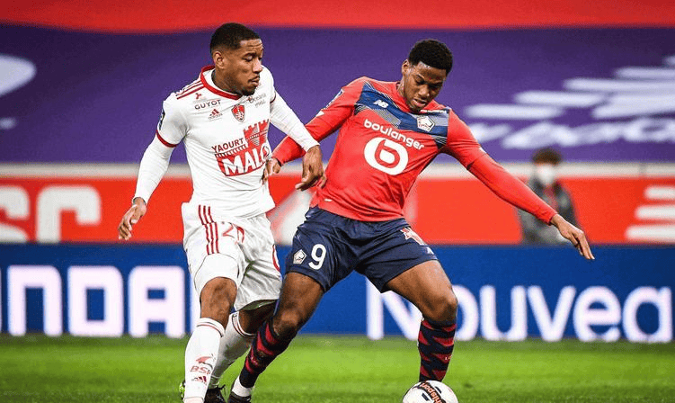 了乒乓球运 了乒乓球运