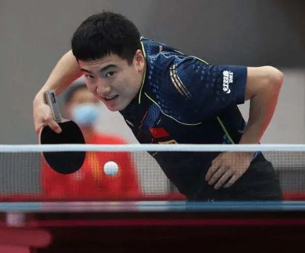 传出对其有 传出对其有