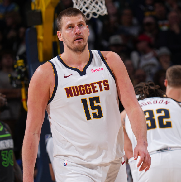 在关键比赛 在关键比赛