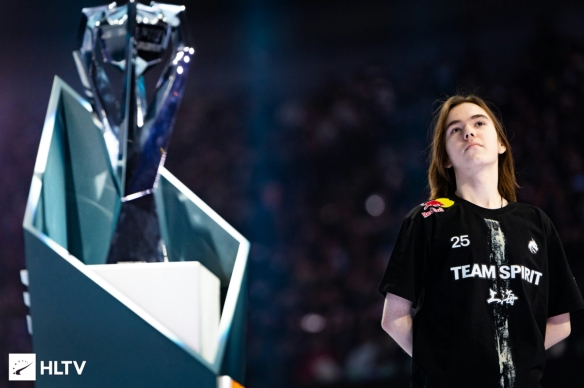 不是掌声 不是掌声